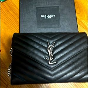 Ysl wallet on chain